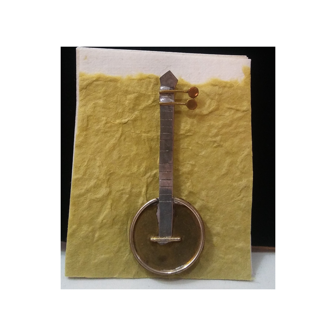 BANJO PIN/BROOCH
