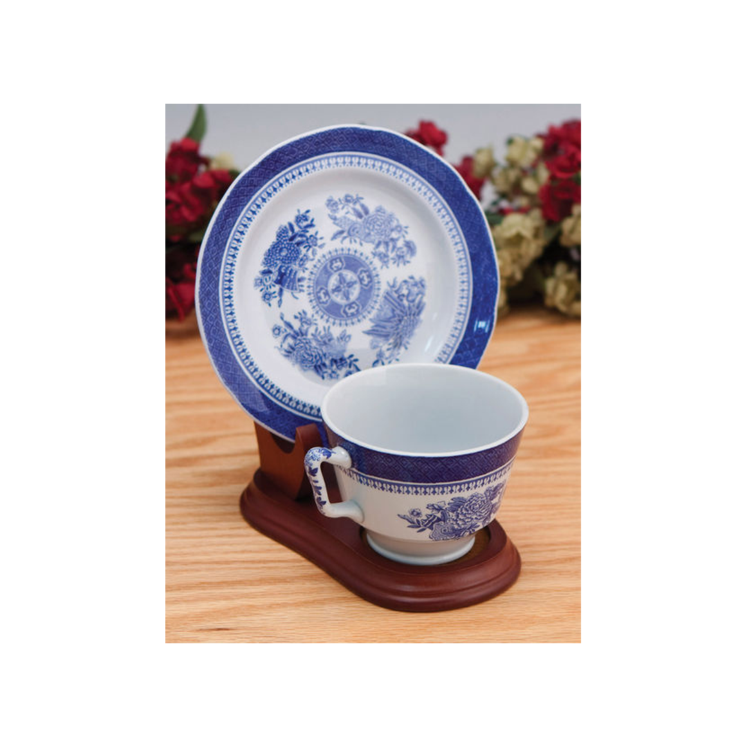 WALNUT CUP & SAUCER STAND