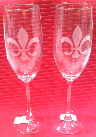 FLEUR DE LIS ETCHED PAIR CHAMPAGNE GLASSES