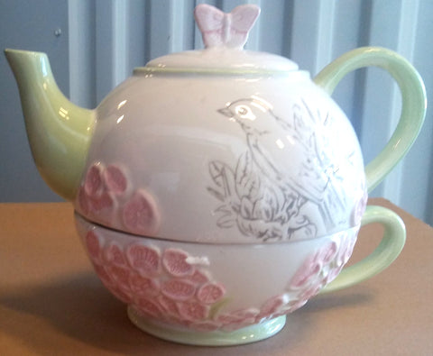 BIRD AND BUTTERFLY TEA FOR ONE