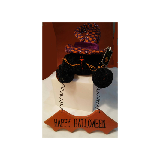 CAT WITH CHECKERED HAT DOOR HANGER