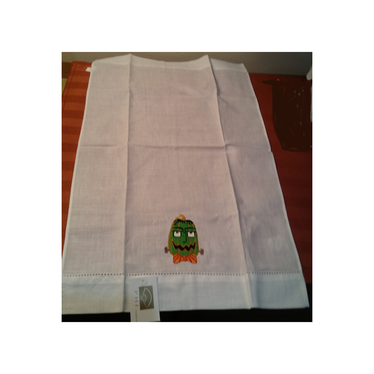 FRANKIE PUMPKIN LINEN GUEST TOWEL