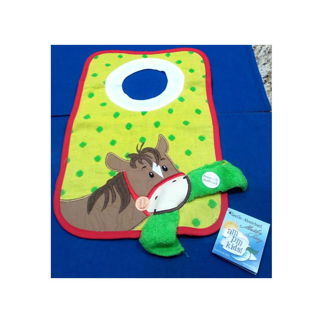 PONY WITH REMOVABLE WASH CLOTH PULL OVER BIB